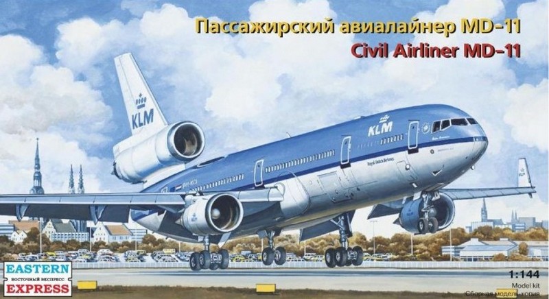 144102  авиация  MD-11 (1:144)
