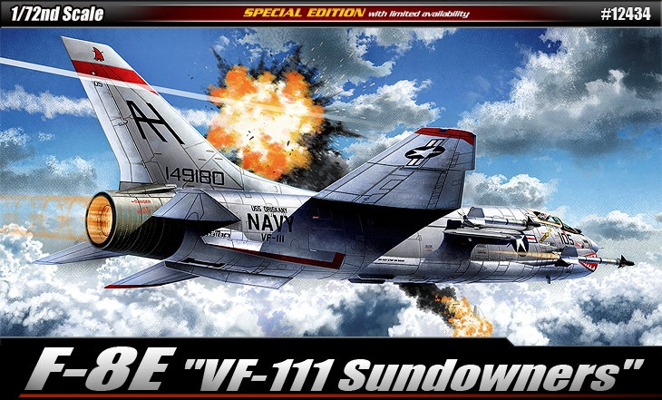 12434  авиация  F-8E Crusader VF-111 (1:72)