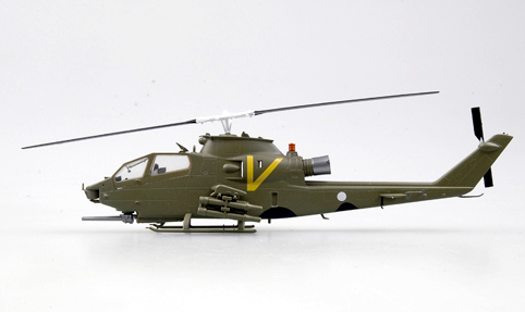 37097  авиация  Вертолёт  AH-1S ВВС Израиля (1:72)