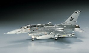 00445  авиация  F-16D Fighting Falcon (1:72)