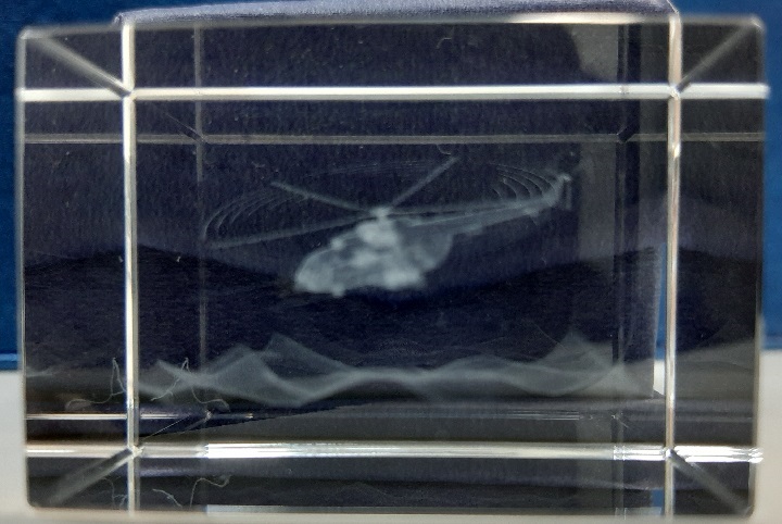 7080004-07  продукция из стекла  М-8 с холмами. Стекло с лазерным изображением (малое)