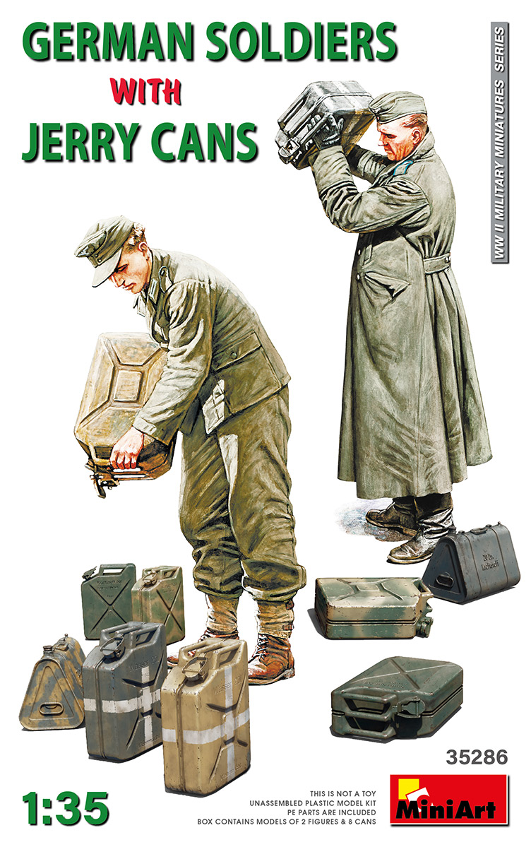 35286  фигуры  GERMAN SOLDIERS WITH JERRY CANS  (1:35)