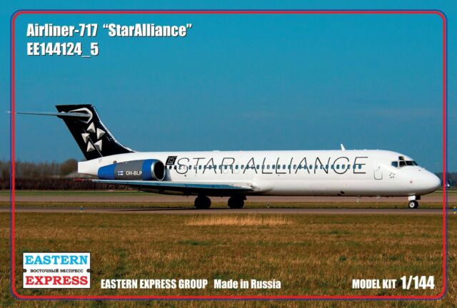 144124-5  авиация  Airliner-717 Star Alliance (1:144)