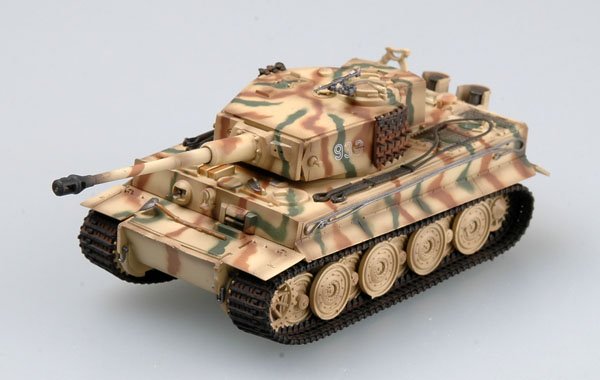 36218  техника и вооружение  Tiger I, Тотенкопф (1:72)