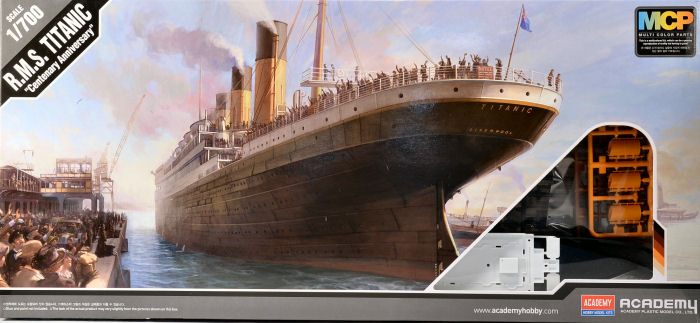 14214  флот  R.M.S. Titanic  Centenary Anniversary  (1:700)