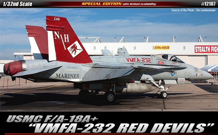 12107  авиация  F/A-18A Red devils (1:32)