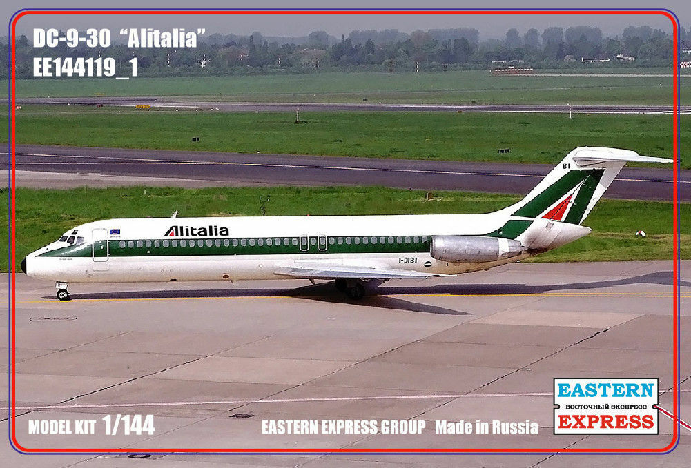 144119-1  авиация  DC-9-30 Alitalia﻿ (1:144)