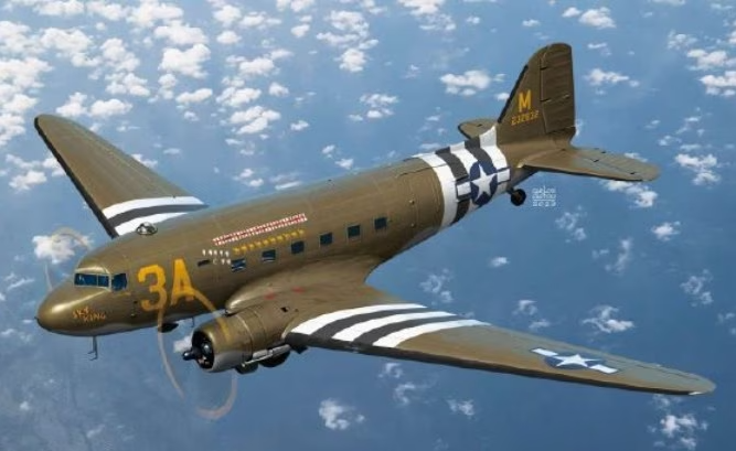 12633  авиация  USAAF C-47 Skytrain  (1:144)